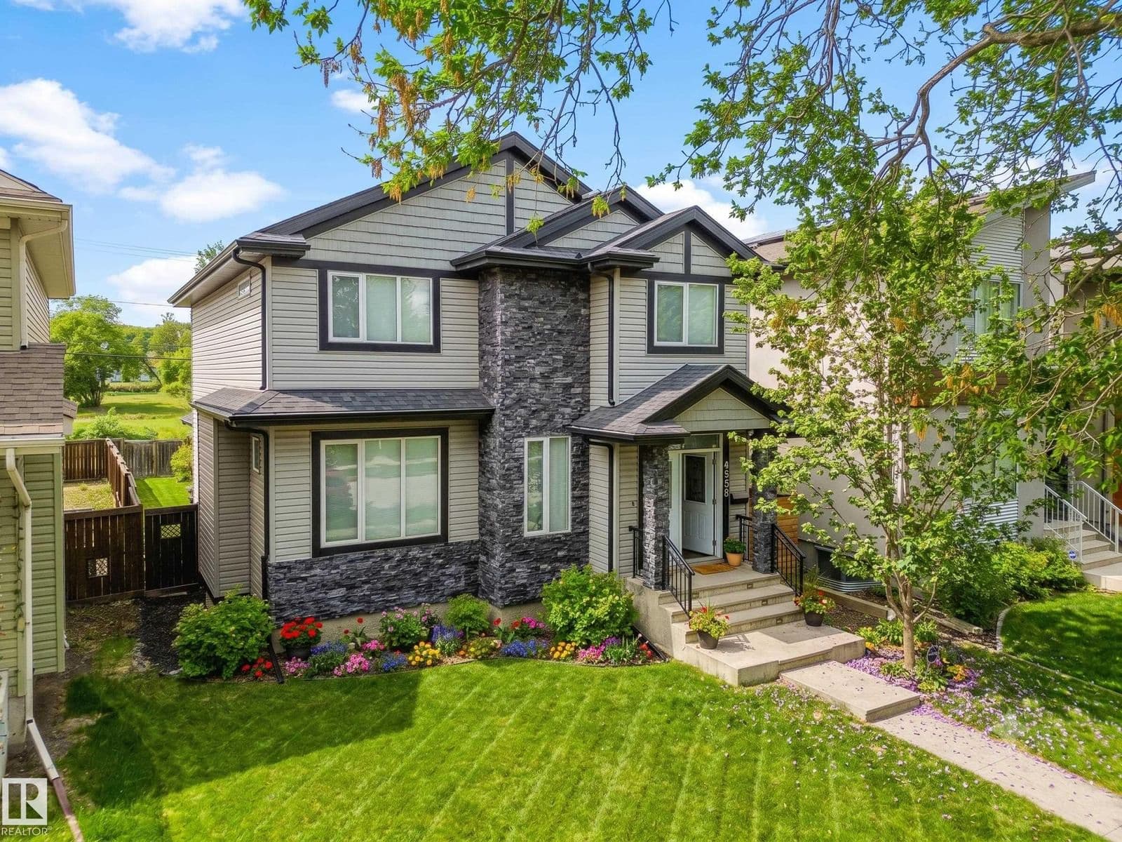 Sold property in Holyrood