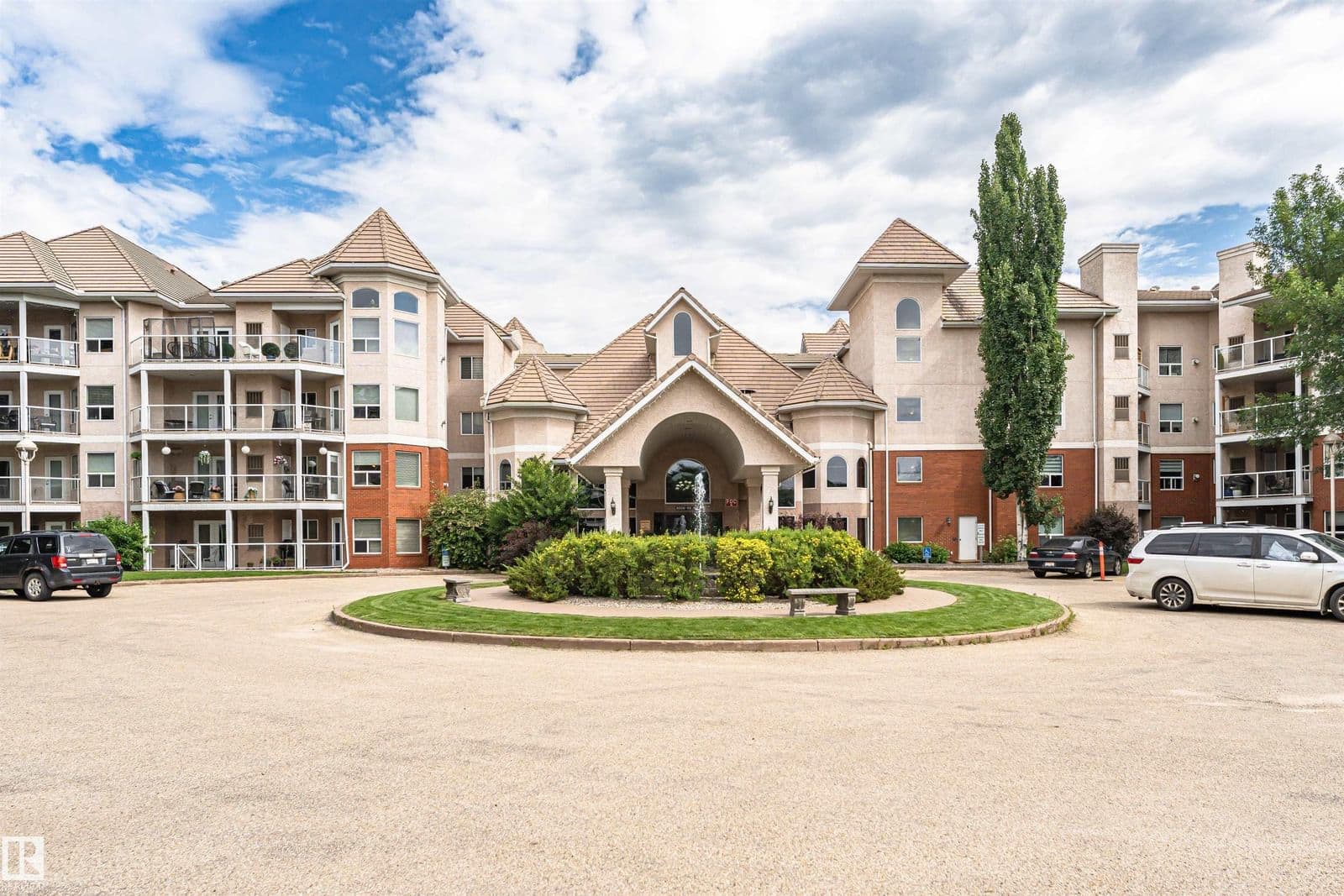 Sold property in Riverdale